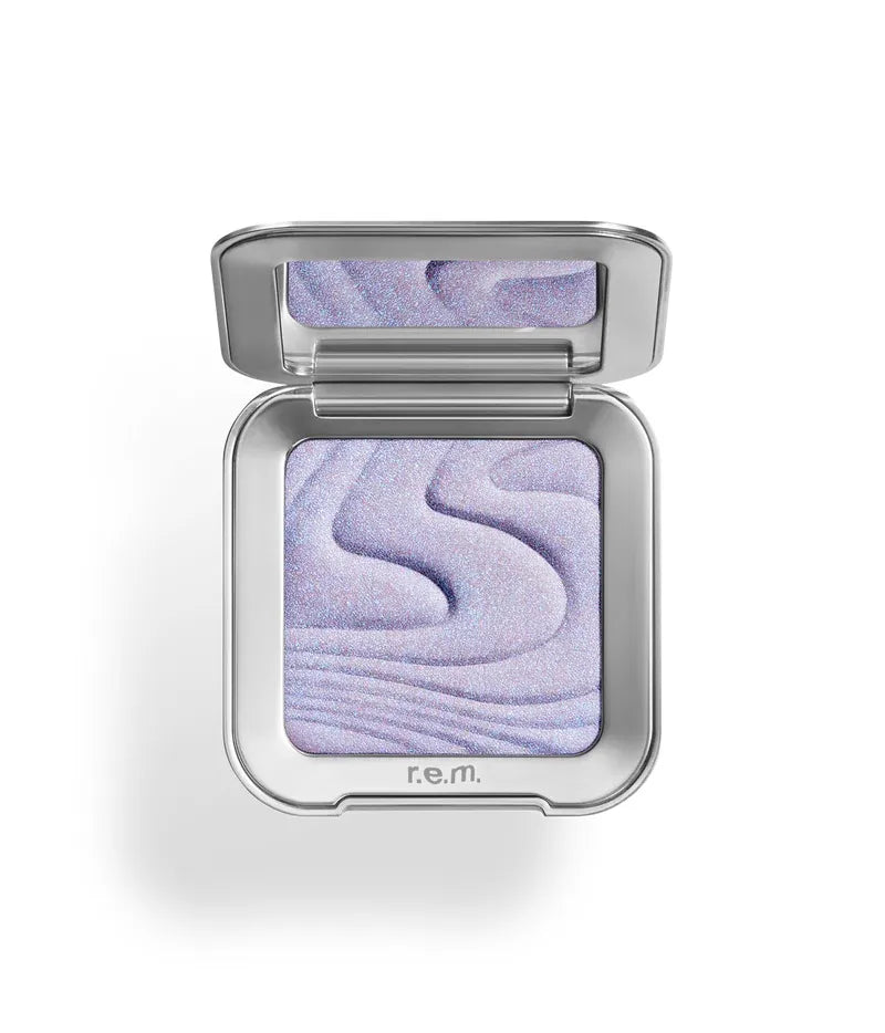Rem Beauty highlighter topper Miss Neptune