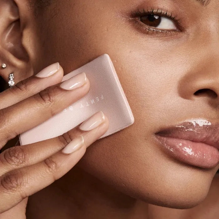 Fenty Beauty by Rihanna Invisimatte instant setting + blotting powder