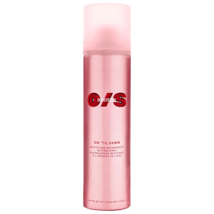 One size on ‘Til dawn mattifying waterproof setting spray